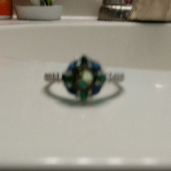 Beautiful blue and green gemstone ring 😍😍 - Picture 4 of 4